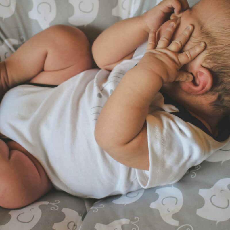 De “Cry it out” methode, waarom je deze niet wil toepassen.